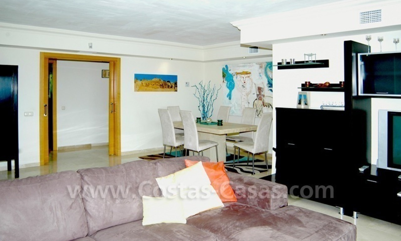 Ruim appartement te koop op toplocatie in Nueva Andalucia te Marbella, dichtbij Puerto Banus 5
