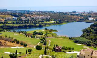 Golf appartementen te koop in 5* golfresort, Marbella - Benahavis 24006 