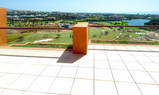 Golf appartementen te koop in 5* golfresort, Marbella - Benahavis 24008 