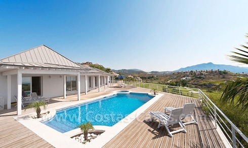 Front line golf villa te koop, Marbella - Benahavis 