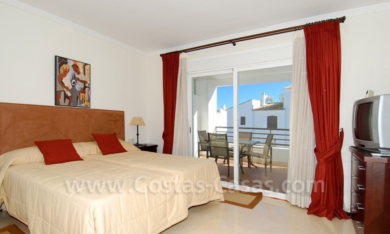 Penthouse appartement te koop in Puerto Banus te Marbella 14