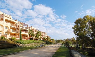 Marbella for sale: luxe front line golf appartementen te koop Marbella Benahavis 2