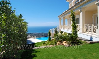 Nieuwe villa te koop in een moderne Andalusische stijl te Marbella 6