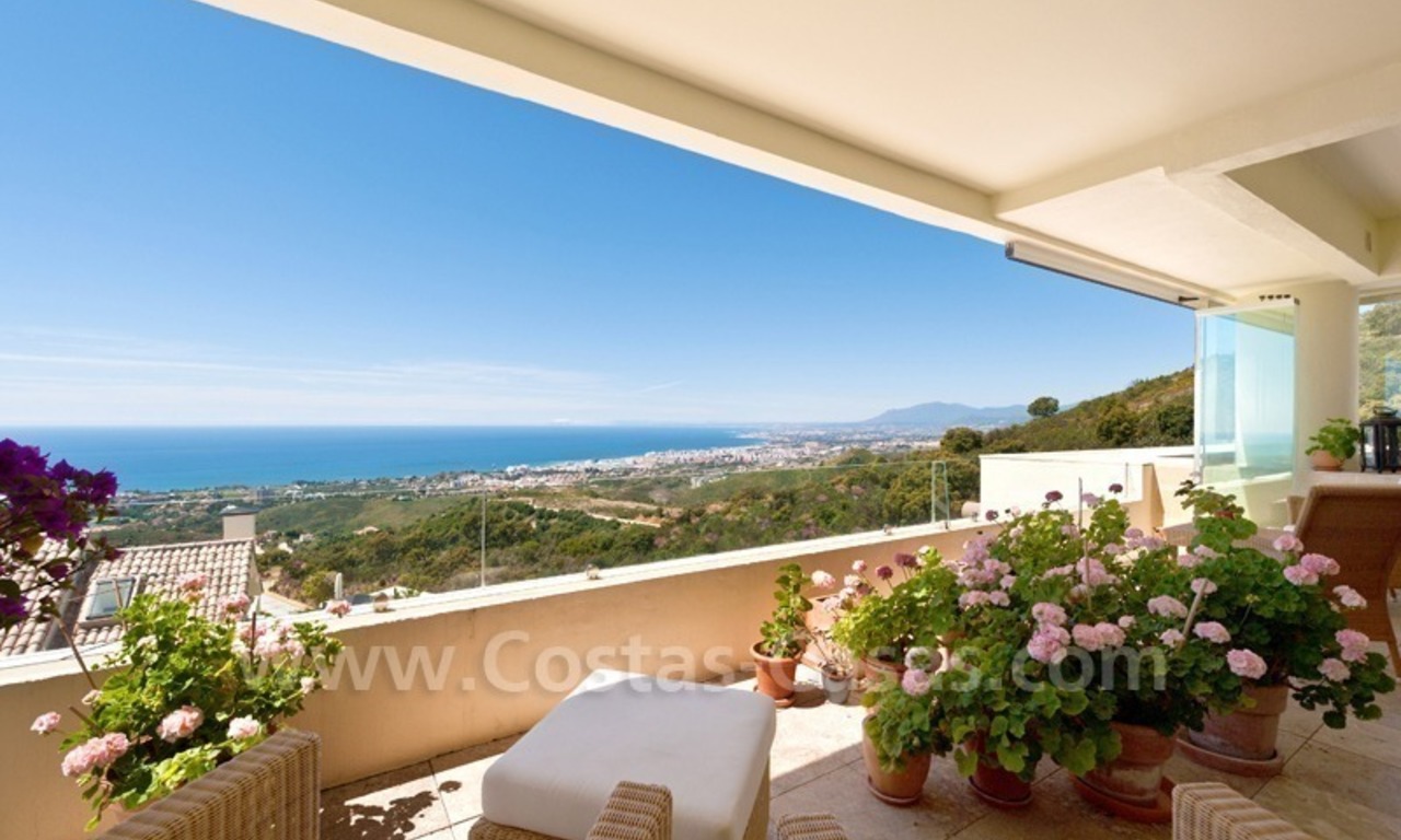 Modern luxe penthouse appartement te koop in Marbella 3