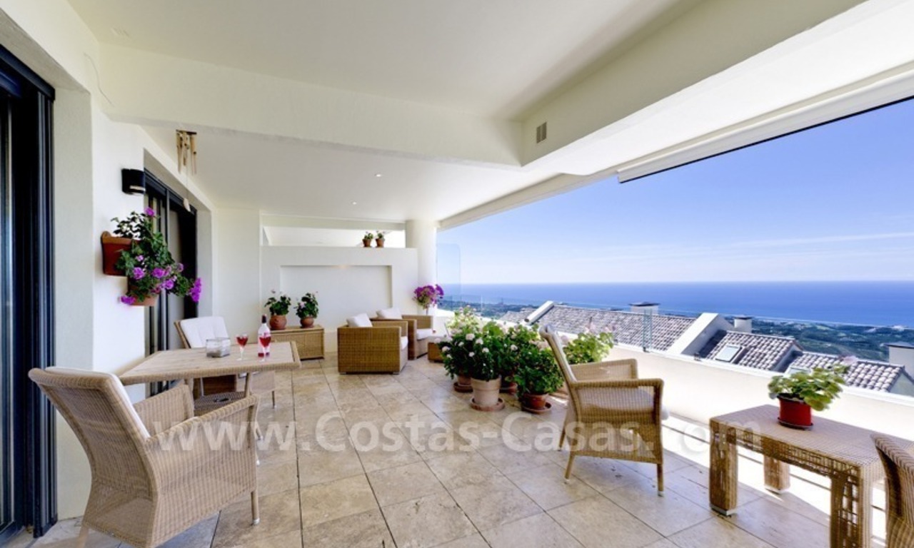 Modern luxe penthouse appartement te koop in Marbella 4