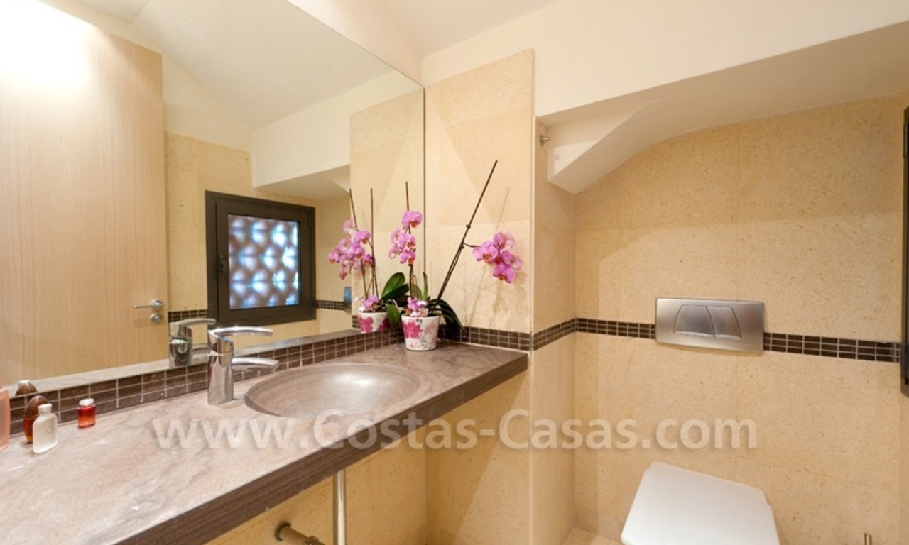 Modern luxe penthouse appartement te koop in Marbella 21