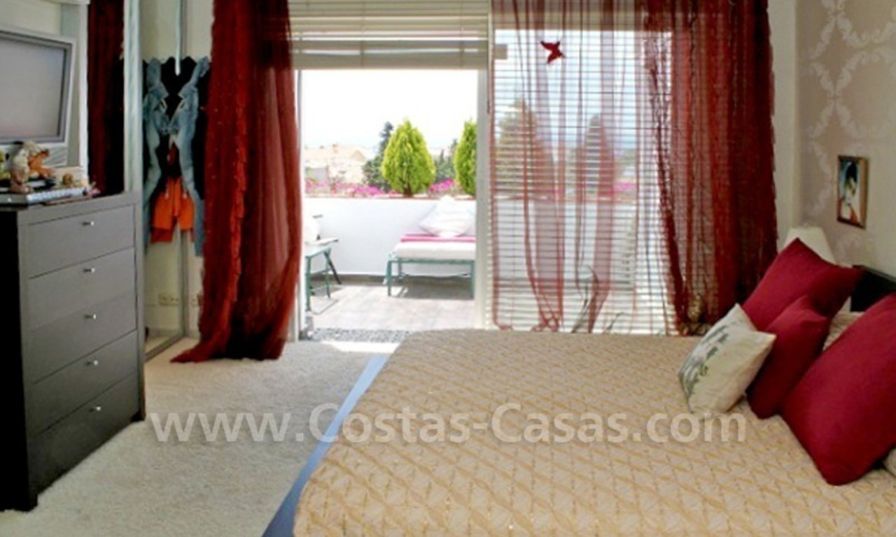 Gezellig penthouse appartement te koop nabij Puerto Banus in Nueva Andalucia te Marbella. 20