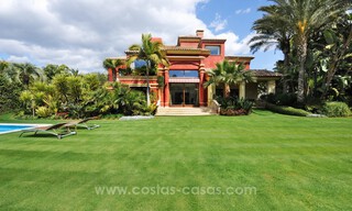 Luxe villa te koop in een gated community op de Golden Mile te Marbella 30453 