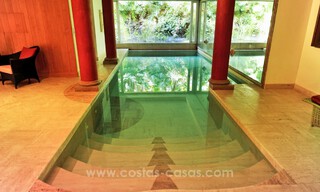Luxe villa te koop in een gated community op de Golden Mile te Marbella 30459 