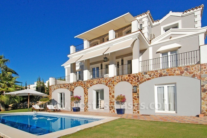 Villa te koop in Mediterrane stijl in het gebied van Marbella – Benahavis