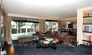 Villa op een groot perceel te koop aan de Golden Mile te Marbella 17