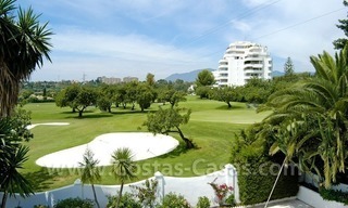 Villa te koop direct aan de golf in San Pedro Marbella 4