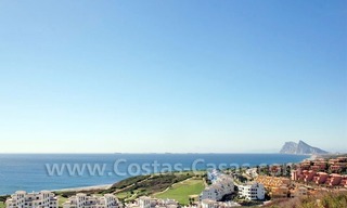 Koopjes! Luxe eerstelijn golf en -strand appartementen te koop aan de Costa del Sol 9