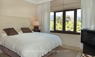 Luxe penthouse appartement te koop, eerstelijns strand complex, New Golden Mile, Marbella - Estepona 22514 