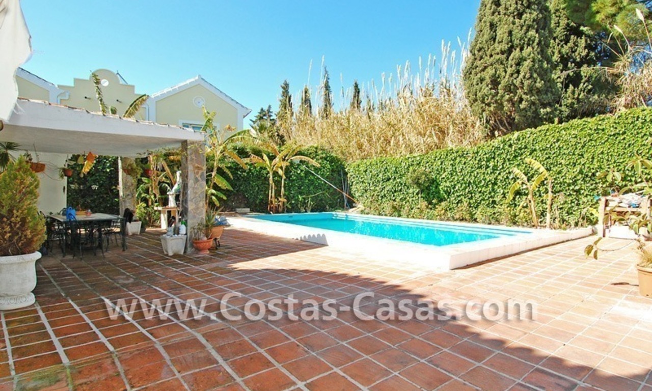Andalusische villa te koop op de Golden Mile te Marbella 6