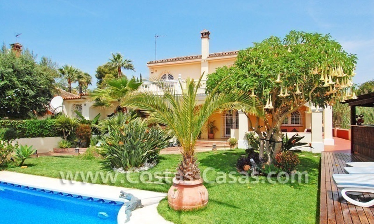 Koopje! Villa te koop vlakbij Puerto Banus in Nueva Andalucia te Marbella 1