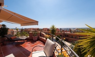 Luxe golf appartement te koop in Nueva Andalucia te Marbella 0