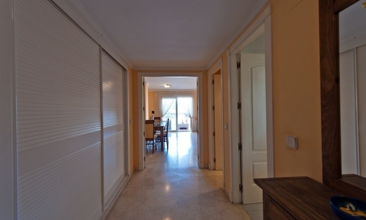 Appartement te koop in het centrum van Puerto Banus, Marbella 7