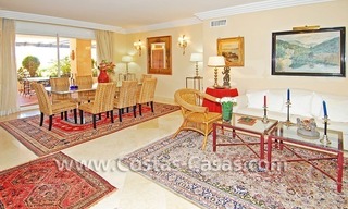 Ruim luxe dubbel appartement te koop in Nueva Andalucia te Marbella 10