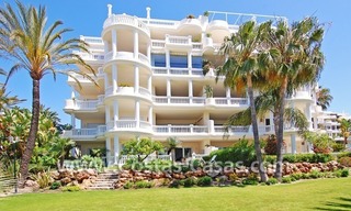 Frontline beach appartement te koop, eerstelijnstrand, Estepona - Marbella 10