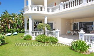 Frontline beach appartement te koop, eerstelijnstrand, Estepona - Marbella 14