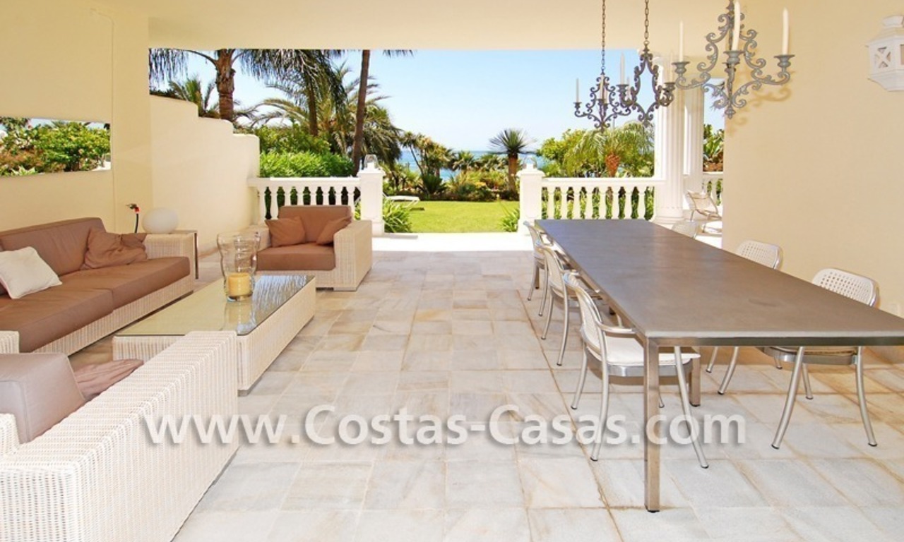 Frontline beach appartement te koop, eerstelijnstrand, Estepona - Marbella 19