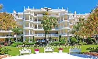 Exclusief beachfront appartement te koop, eerstelijnstrand, Marbella - Estepona 31