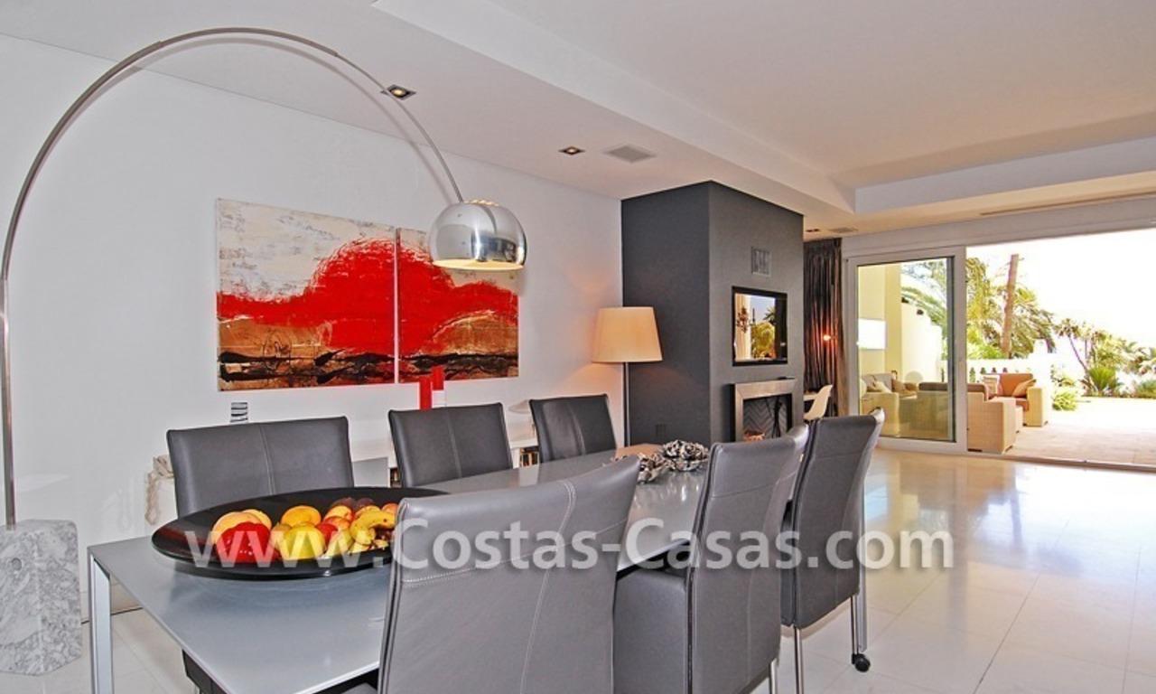 Exclusief beachfront appartement te koop, eerstelijnstrand, Marbella - Estepona 13