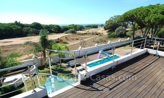 Moderne villa te huur voor vakanties direct aan de duinen gelegen in Marbella 8