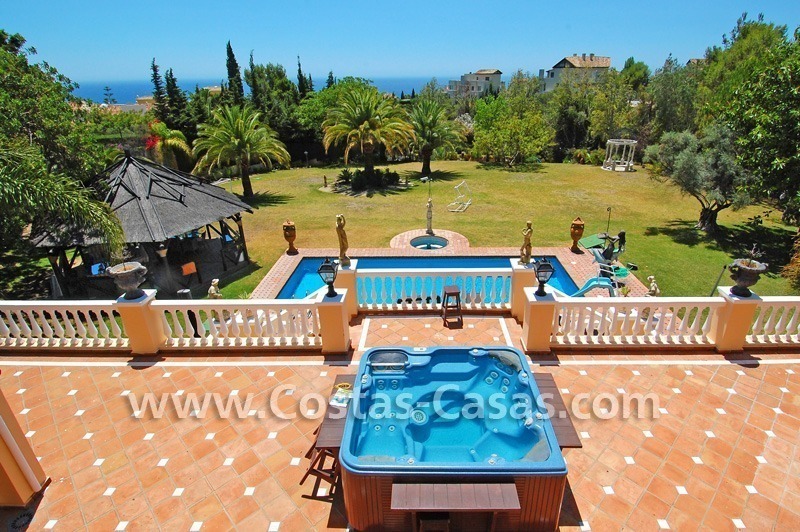 Luxe villa te koop in Camojan, Golden Mile, Marbella