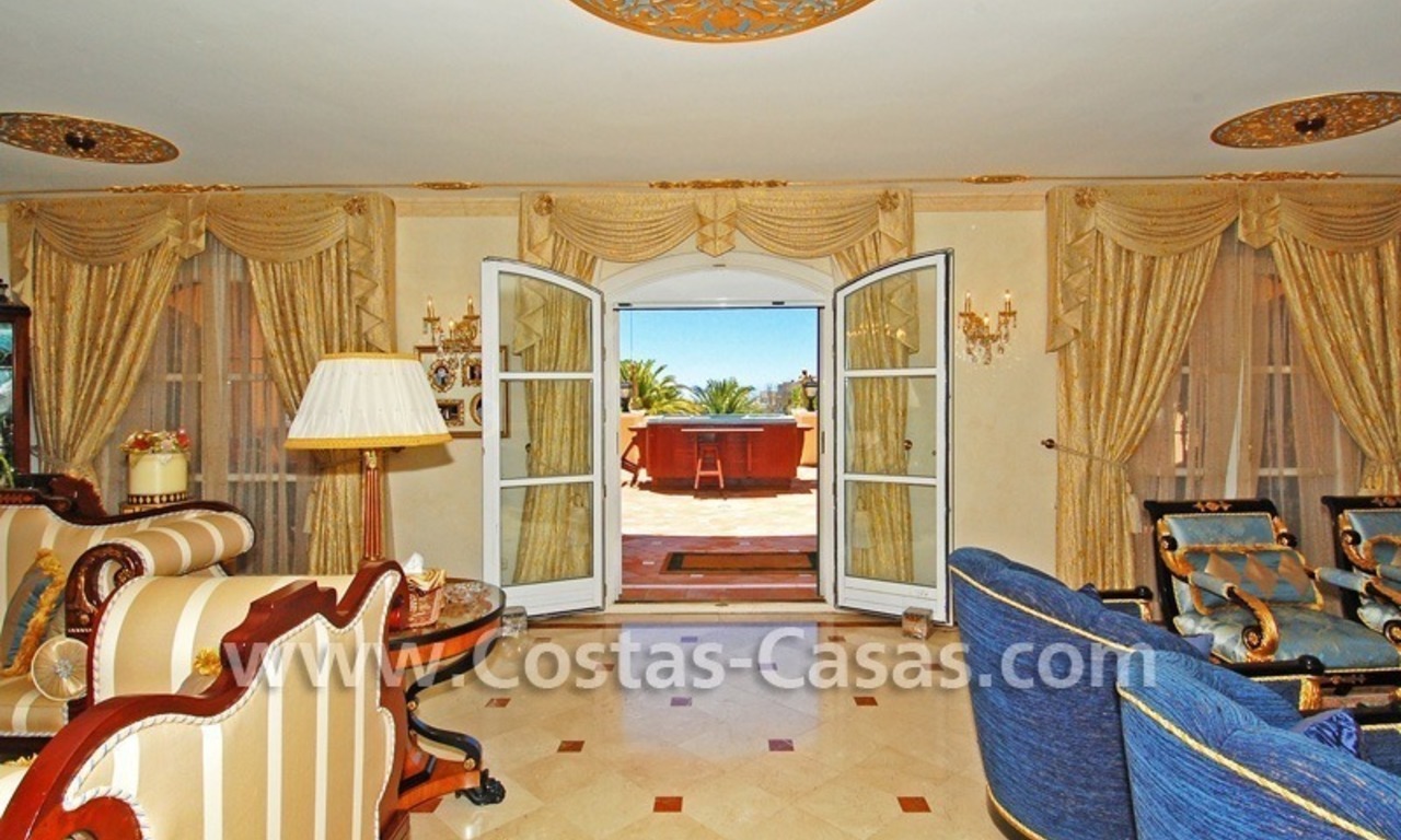 Luxe villa te koop in Camojan, Golden Mile, Marbella 16