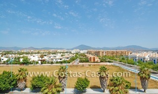 Vierslaapkamer penthouse appartement te koop in een eerstelijnstrand complex in Marbella 5