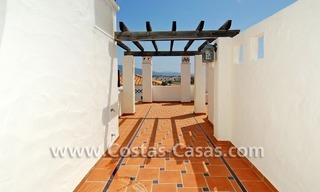 Vierslaapkamer penthouse appartement te koop in een eerstelijnstrand complex in Marbella 7
