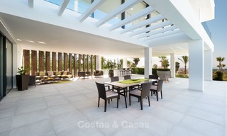 Nieuwe moderne luxe design villa´s te koop, Marbella - Benahavis, instapklaar, met golf- en zeezicht 7065 