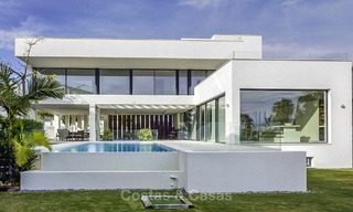 Nieuwe moderne luxe design villa´s te koop, Marbella - Benahavis, instapklaar, met golf- en zeezicht 13539 