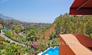 Te huur in Marbella - Benahavis: Luxueus en trendy appartement in Mediterrane stijl 13