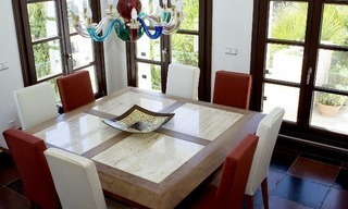 Luxe villa te koop in een exclusief golfresort in het gebied van Marbella - Benahavis 8
