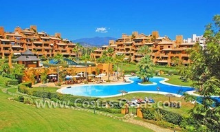 Luxe eerstelijnstrand appartement te koop, strandcomplex, New Golden Mile, Marbella - Estepona 22