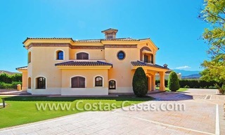Nieuwe luxe Andalusische stijl villa te koop, exclusief golfresort, New Golden Mile, Marbella - Benahavis - Estepona 3