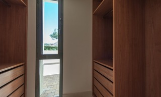 Moderne stijl luxe appartement te koop op golfresort, Marbella - Benahavis 12