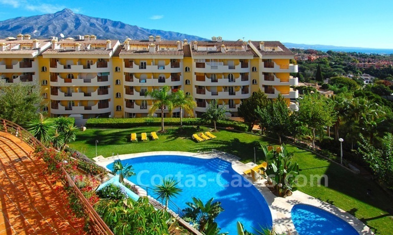 Appartement te koop in Nueva Andalucia te Marbella op loopafstand van alle voorzieningen en Puerto Banus 3