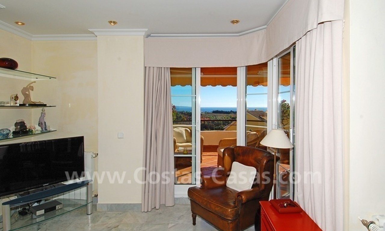 Appartement te koop in Nueva Andalucia te Marbella op loopafstand van alle voorzieningen en Puerto Banus 6
