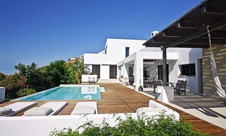 Koopje! Moderne villa te koop in Marbella – Benahavis 0