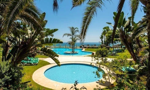Eerstelijnstrand appartement te koop op de Golden Mile in Marbella 