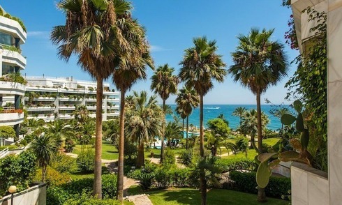 Appartement te koop aan het strand op de Gouden Mijl in Marbella 