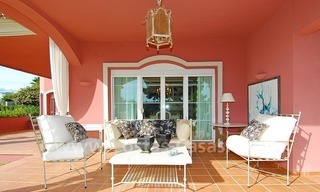 Luxe villa te koop in klassieke stijl in Nueva Andalucia te Marbella 4