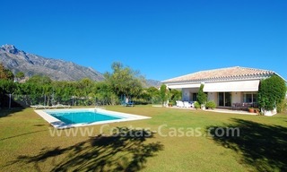 Villa te koop in een moderne-Andalusische stijl aan de Golden Mile in Marbella 3