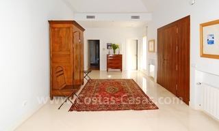 Villa te koop in een moderne-Andalusische stijl aan de Golden Mile in Marbella 9
