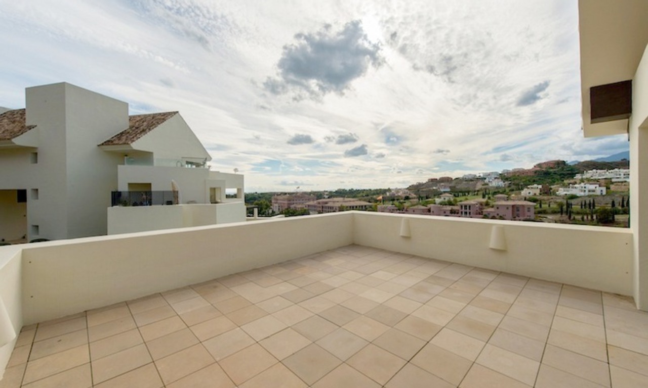 Luxe eerstelijngolf modern penthouse te koop, 5*golfresort, Marbella – Benahavis – Estepona 3