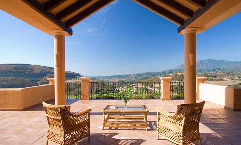 Exclusieve villa mansion te koop op een golfresort in het gebied van Marbella – Benahavis 